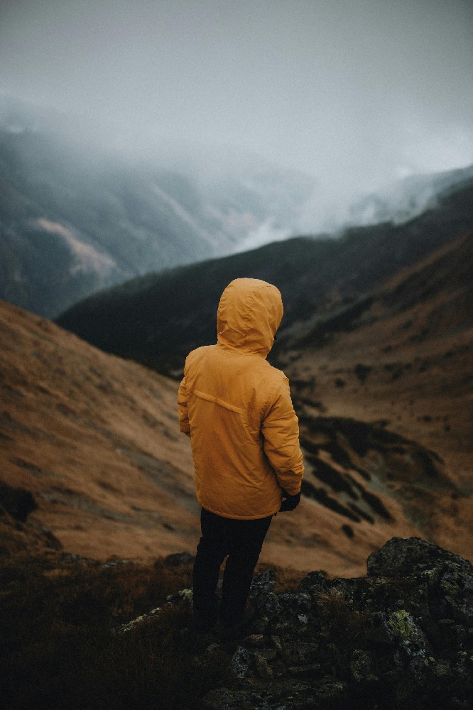 pexels-filip-kvasnak-2147757883-32857761.jpg